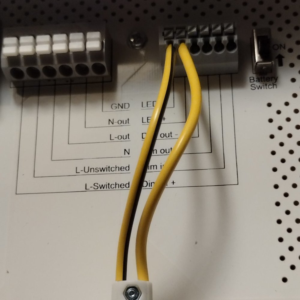 Micro Emergency Inverter - Picture 2 of 4